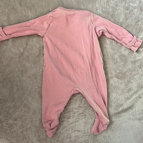 🩷2 for 10$🩷 Old Navy Baby Girl 2-Way Zip Sleeper, Size 0-3 Months - Picture 7 of 7